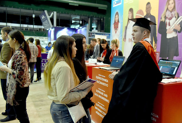 Помама за флајерима и ИТ сектором